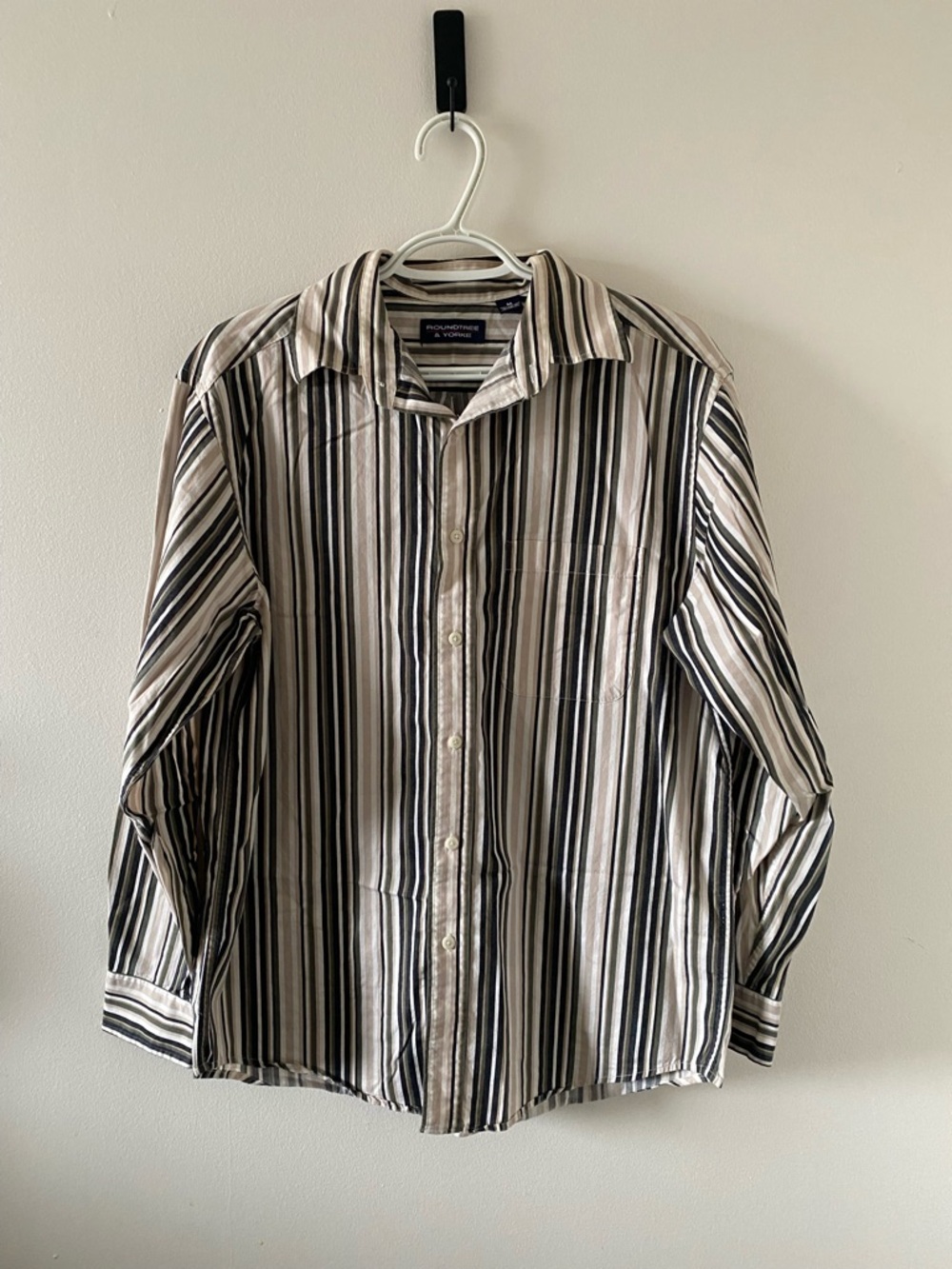 Roundtree & Yorke Men's Vertical Stripe Button-Down Shirt - Black & Cream